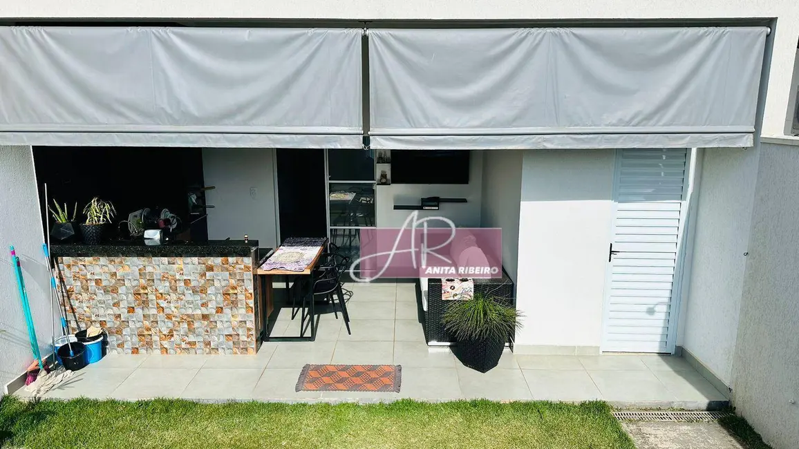 Casa com 3 quartos à venda, 302m2 em Colinas de Santa Bárbara, Pouso Alegre - MG - imagem 3 Foto 3 de Casa com 3 quartos à venda, 302m2 em Colinas de Santa Bárbara, Pouso Alegre - MG