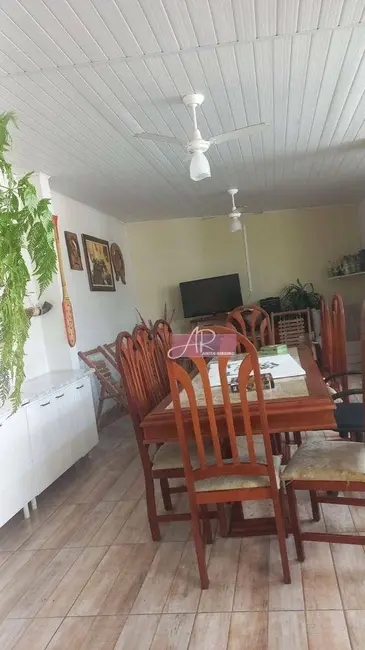 Foto 6 de Casa com 8 quartos à venda, 300m2 em Saúde, Pouso Alegre - MG
