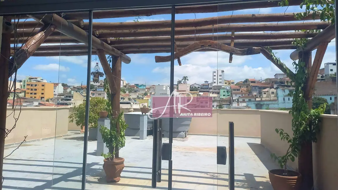 Foto 4 de Casa com 8 quartos à venda, 300m2 em Saúde, Pouso Alegre - MG