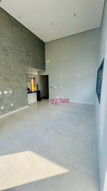 Casa com 3 quartos à venda, 300m2 em Pouso Alegre - MG - imagem 4 Foto 4 de Casa com 3 quartos à venda, 300m2 em Pouso Alegre - MG