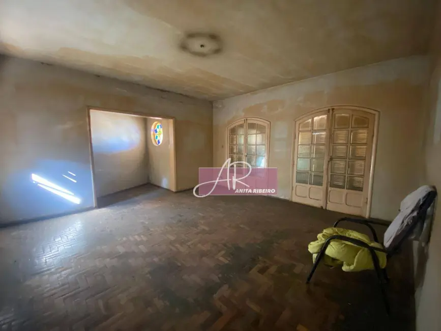 Foto 4 de Casa com 4 quartos à venda, 139m2 em Primavera, Pouso Alegre - MG