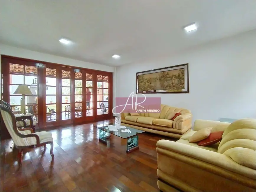 Foto 5 de Casa com 6 quartos à venda, 437m2 em Santa Filomena, Pouso Alegre - MG