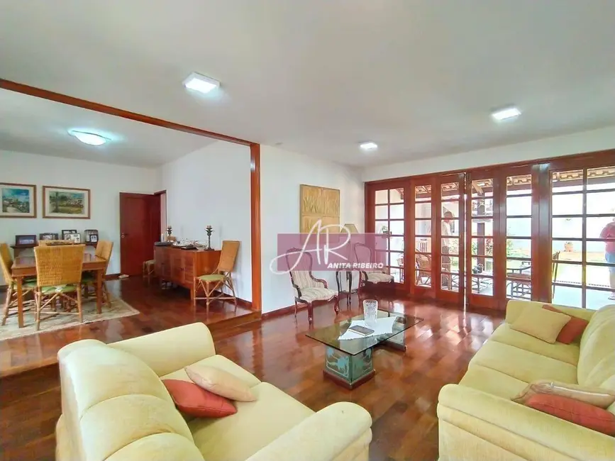 Foto 7 de Casa com 6 quartos à venda, 437m2 em Santa Filomena, Pouso Alegre - MG