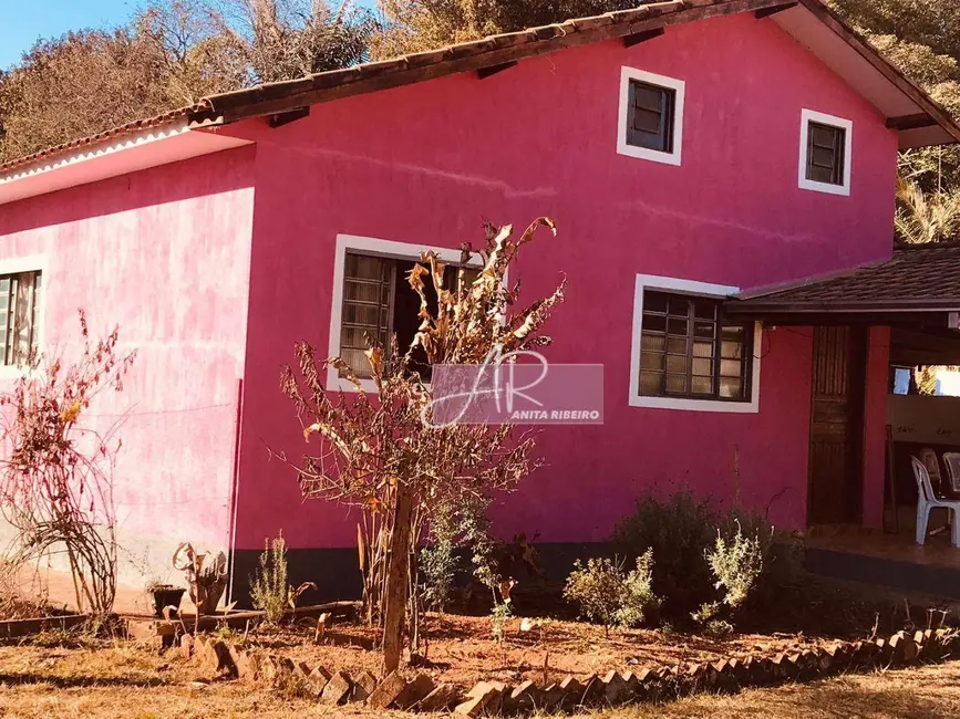 Chácara com 3 quartos à venda, 2400m2 em Pouso Alegre - MG - imagem 3 Foto 3 de Chácara com 3 quartos à venda, 2400m2 em Pouso Alegre - MG