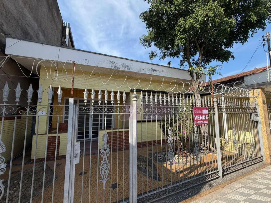 Foto 2 de Casa com 5 quartos à venda, 380m2 em Centro, Pouso Alegre - MG