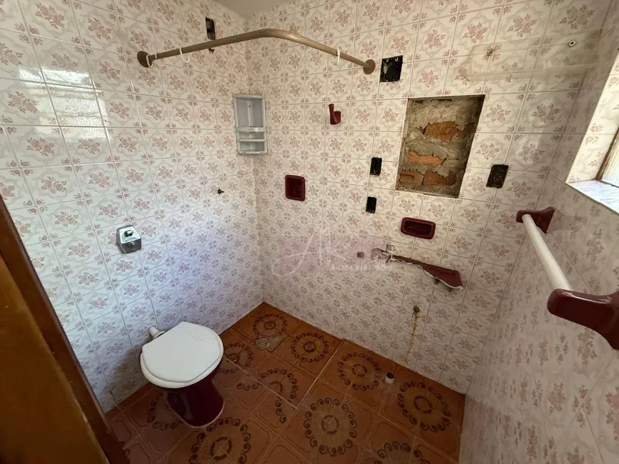 Casa com 3 quartos à venda, 170m2 em São Camilo, Pouso Alegre - MG - imagem 9 Foto 9 de Casa com 3 quartos à venda, 170m2 em São Camilo, Pouso Alegre - MG