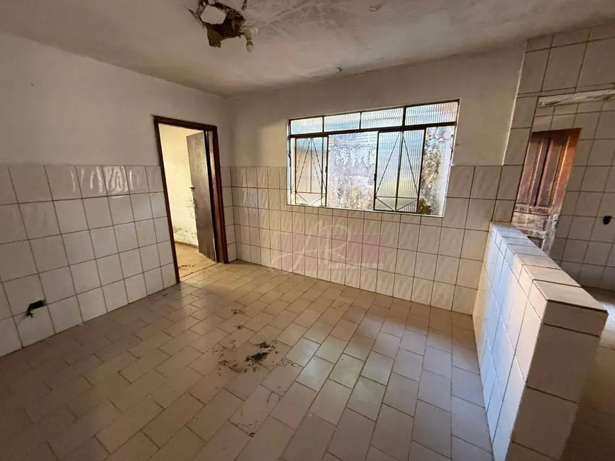 Casa com 3 quartos à venda, 170m2 em São Camilo, Pouso Alegre - MG - imagem 5 Foto 5 de Casa com 3 quartos à venda, 170m2 em São Camilo, Pouso Alegre - MG