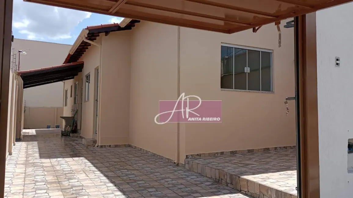 Foto 9 de Casa com 2 quartos à venda, 150m2 em Cidade Vergani, Pouso Alegre - MG