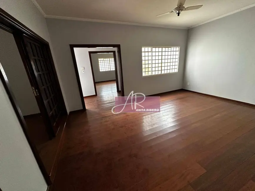 Foto 9 de Casa com 4 quartos à venda, 450m2 em Fátima II, Pouso Alegre - MG