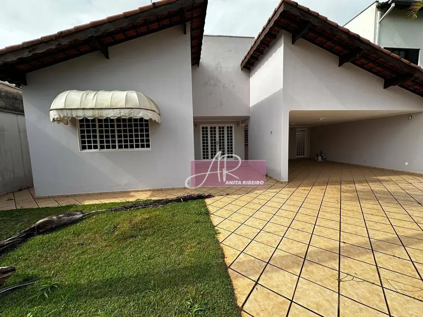 Foto 2 de Casa com 4 quartos à venda, 450m2 em Fátima II, Pouso Alegre - MG