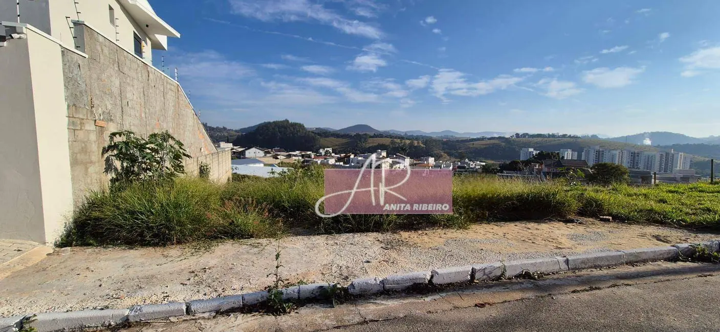 Foto 1 de Terreno / Lote à venda, 370m2 em Parque Ibirá, Pouso Alegre - MG