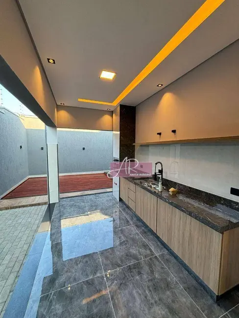 Casa com 3 quartos à venda, 317m2 em Pouso Alegre - MG - imagem 9 Foto 9 de Casa com 3 quartos à venda, 317m2 em Pouso Alegre - MG