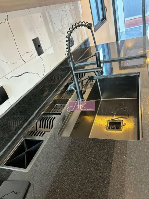 Casa com 3 quartos à venda, 317m2 em Pouso Alegre - MG - imagem 6 Foto 6 de Casa com 3 quartos à venda, 317m2 em Pouso Alegre - MG