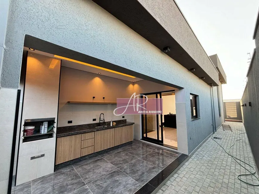 Casa com 3 quartos à venda, 317m2 em Pouso Alegre - MG - imagem 8 Foto 8 de Casa com 3 quartos à venda, 317m2 em Pouso Alegre - MG