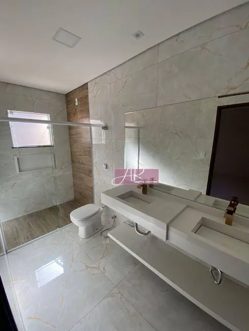 Foto 4 de Casa com 3 quartos à venda, 210m2 em Faisqueira, Pouso Alegre - MG