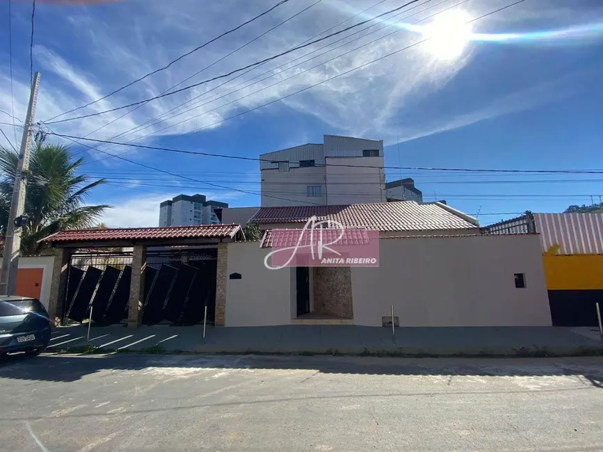 Foto 8 de Casa com 3 quartos à venda, 210m2 em Faisqueira, Pouso Alegre - MG