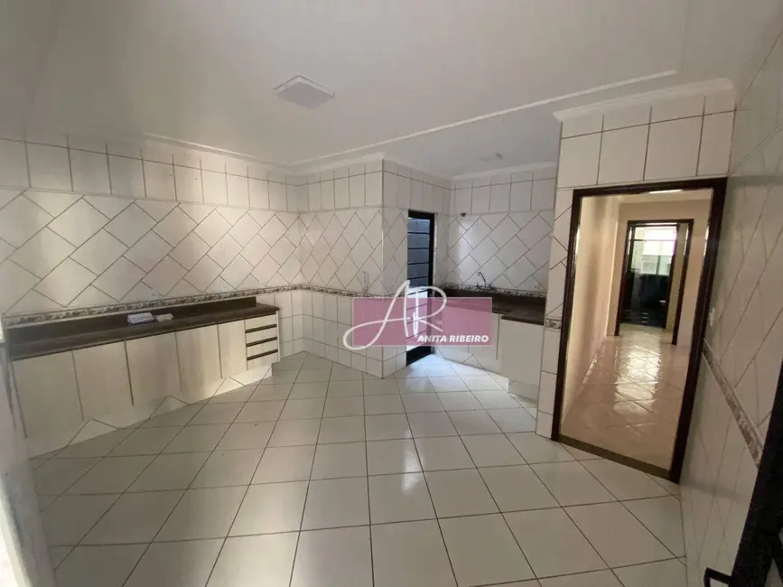 Foto 9 de Casa com 3 quartos à venda, 210m2 em Faisqueira, Pouso Alegre - MG