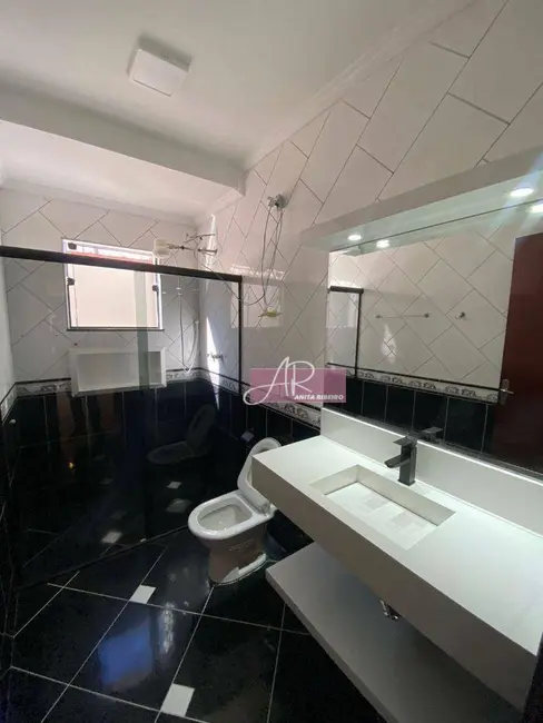 Foto 3 de Casa com 3 quartos à venda, 210m2 em Faisqueira, Pouso Alegre - MG