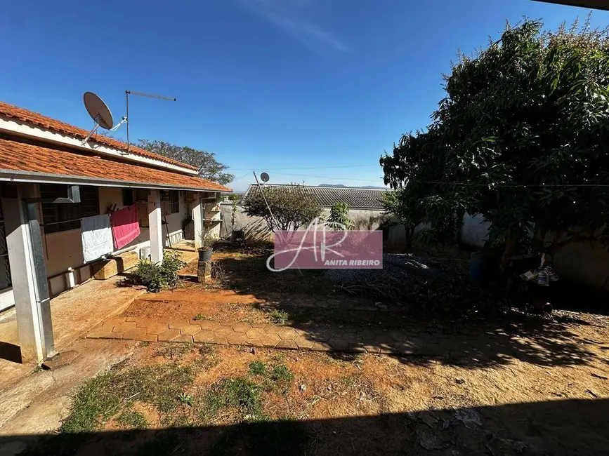 Foto 4 de Casa com 5 quartos à venda, 744m2 em Cidade Vergani, Pouso Alegre - MG
