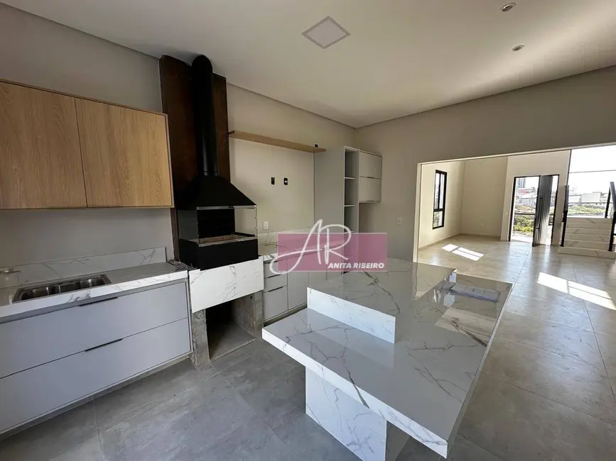 Foto 3 de Casa com 4 quartos à venda, 320m2 em Pouso Alegre - MG