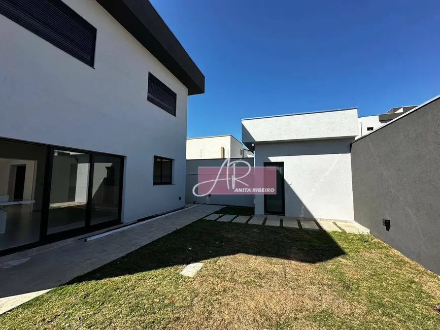 Foto 7 de Casa com 4 quartos à venda, 320m2 em Pouso Alegre - MG