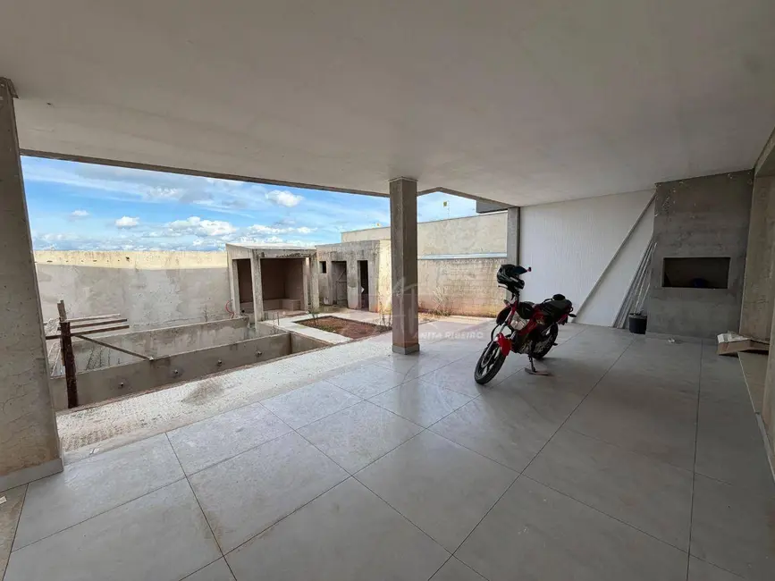 Foto 5 de Casa com 4 quartos à venda, 360m2 em Residencial Astúrias, Pouso Alegre - MG