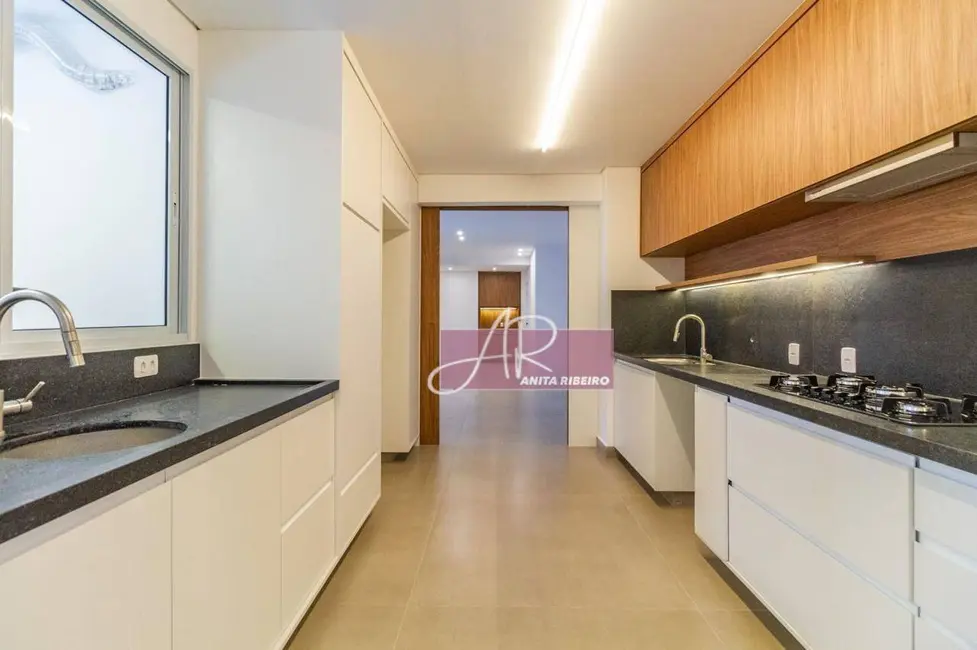 Apartamento com 3 quartos à venda, 143m2 em Higienópolis, São Paulo - SP - imagem 9 Foto 9 de Apartamento com 3 quartos à venda, 143m2 em Higienópolis, São Paulo - SP