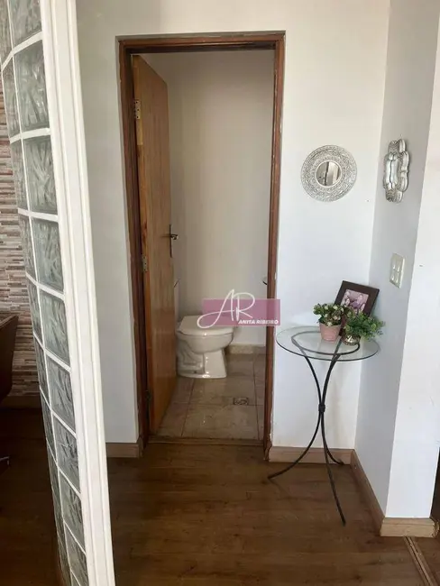 Foto 5 de Casa com 4 quartos à venda, 466m2 em Pouso Alegre - MG