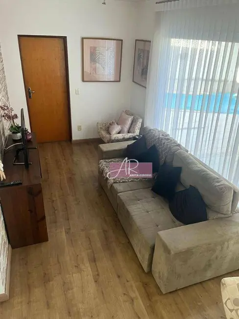 Foto 6 de Casa com 4 quartos à venda, 466m2 em Pouso Alegre - MG
