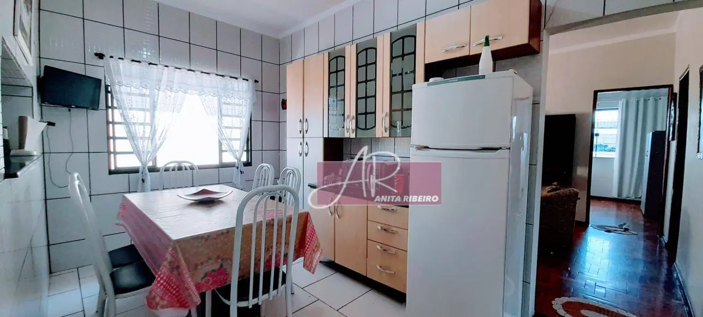 Foto 8 de Casa com 3 quartos à venda, 130m2 em Santo Antônio, Pouso Alegre - MG