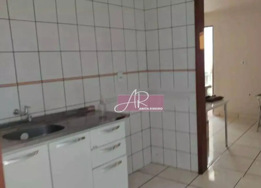 Casa com 3 quartos à venda, 320m2 em Centro, Pouso Alegre - MG - imagem 5 Foto 5 de Casa com 3 quartos à venda, 320m2 em Centro, Pouso Alegre - MG