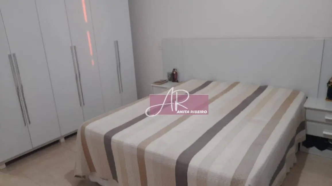 Foto 8 de Casa com 2 quartos à venda, 240m2 em Pão de Açúcar, Pouso Alegre - MG