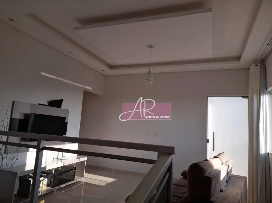 Foto 3 de Casa com 2 quartos à venda, 240m2 em Pão de Açúcar, Pouso Alegre - MG