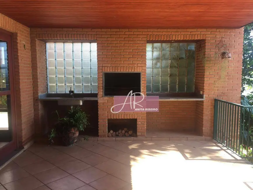 Foto 5 de Casa com 6 quartos à venda, 818m2 em Pouso Alegre - MG