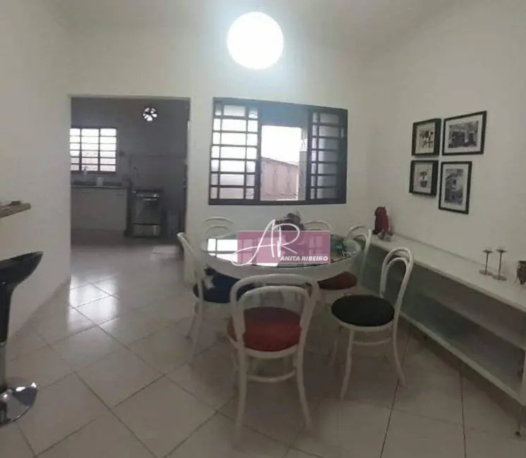 Foto 1 de Casa com 3 quartos à venda, 314m2 em Jardim Esplanada, Pouso Alegre - MG