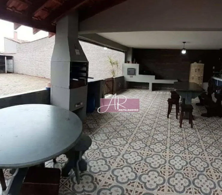 Foto 9 de Casa com 3 quartos à venda, 314m2 em Jardim Esplanada, Pouso Alegre - MG