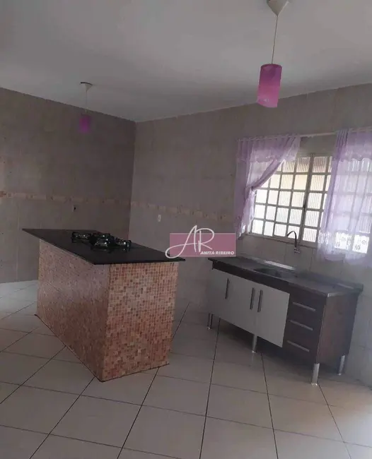 Foto 6 de Casa com 2 quartos à venda, 180m2 em Pouso Alegre - MG