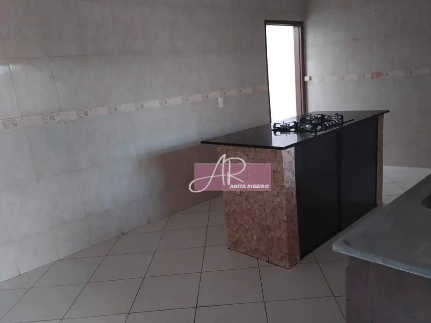 Foto 8 de Casa com 2 quartos à venda, 180m2 em Pouso Alegre - MG