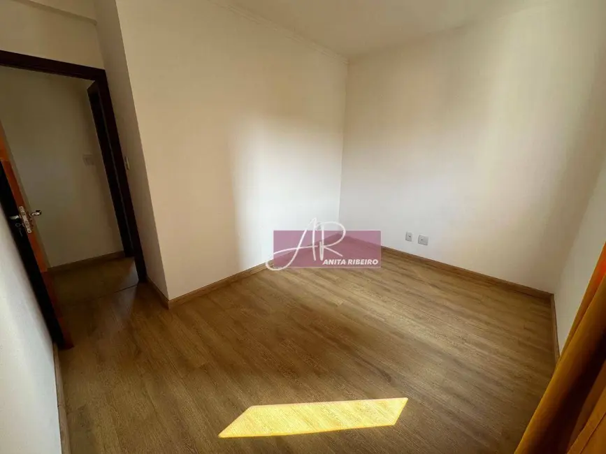 Apartamento com 3 quartos à venda, 100m2 em Pouso Alegre - MG - imagem 8 Foto 8 de Apartamento com 3 quartos à venda, 100m2 em Pouso Alegre - MG