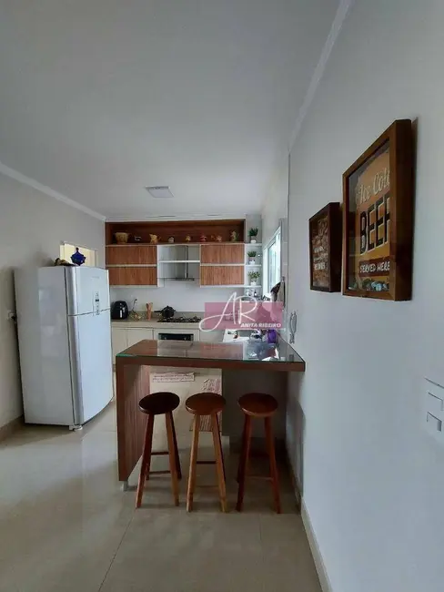 Apartamento com 3 quartos à venda, 109m2 em Nhá Chica, Pouso Alegre - MG - imagem 5 Foto 5 de Apartamento com 3 quartos à venda, 109m2 em Nhá Chica, Pouso Alegre - MG