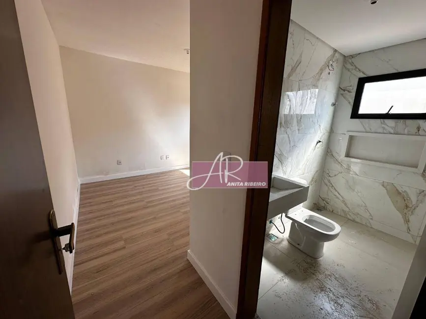 Foto 8 de Apartamento com 2 quartos à venda, 67m2 em Pouso Alegre - MG