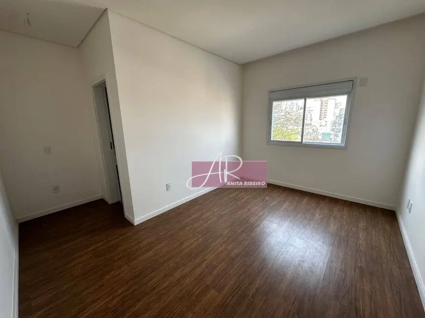 Apartamento com 3 quartos à venda, 94m2 em João Paulo II, Pouso Alegre - MG - imagem 3 Foto 3 de Apartamento com 3 quartos à venda, 94m2 em João Paulo II, Pouso Alegre - MG