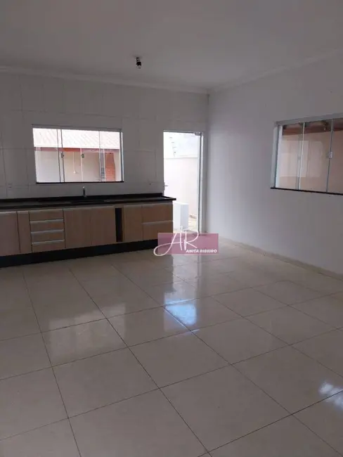 Foto 1 de Casa com 3 quartos à venda, 300m2 em Buritis, Pouso Alegre - MG