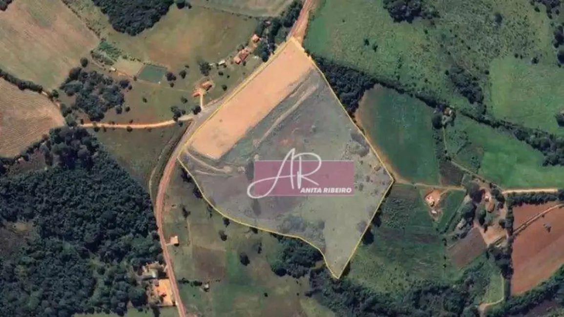 Foto 1 de Terreno / Lote à venda, 100000m2 em Pouso Alegre - MG