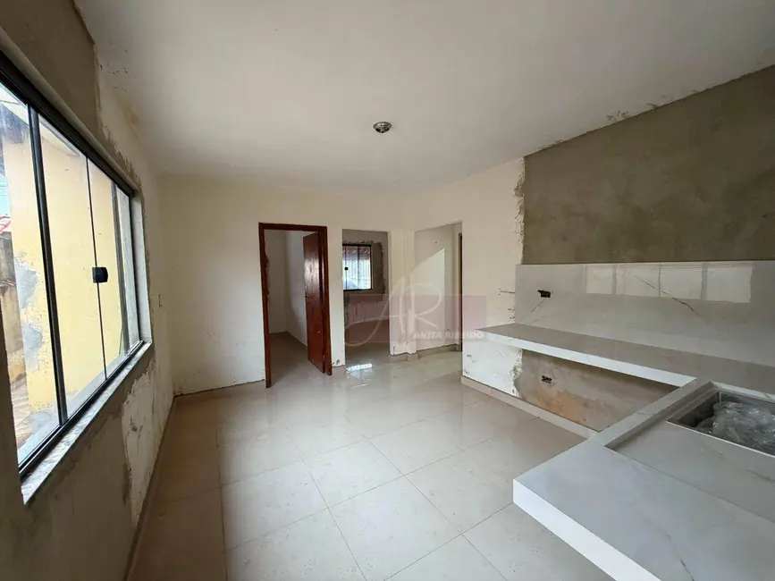 Foto 1 de Casa com 2 quartos à venda, 125m2 em Pouso Alegre - MG