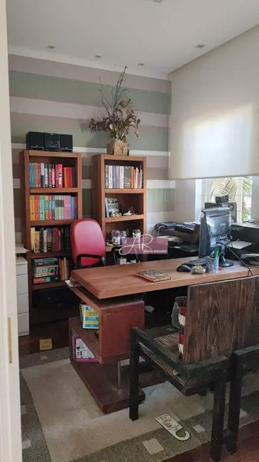 Foto 6 de Casa com 5 quartos à venda, 500m2 em Pouso Alegre - MG