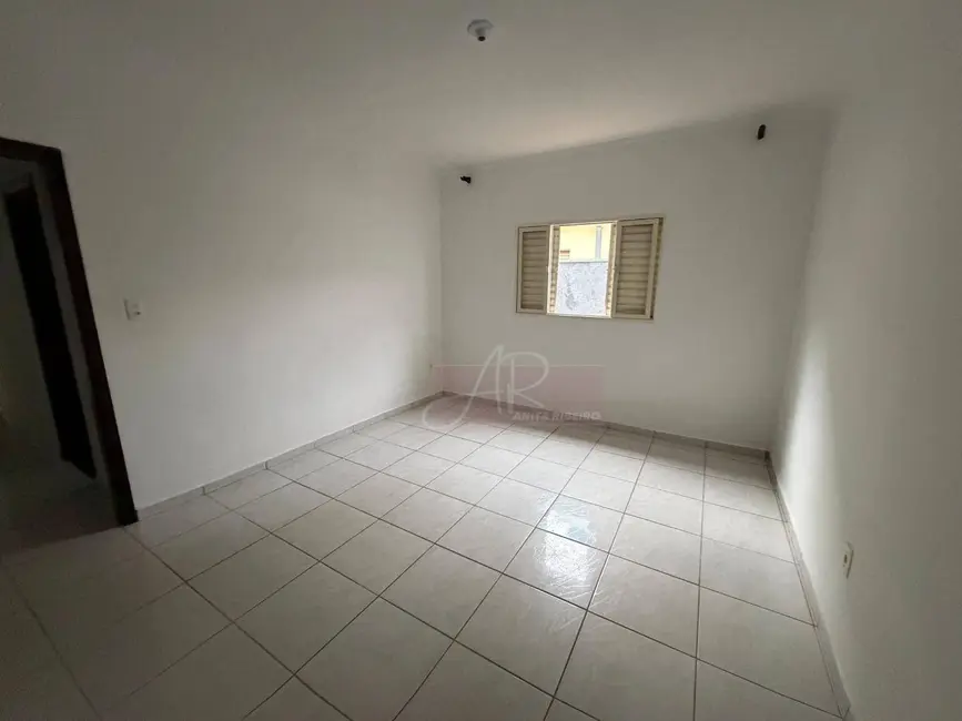 Foto 5 de Casa com 2 quartos à venda, 120m2 em Pouso Alegre - MG