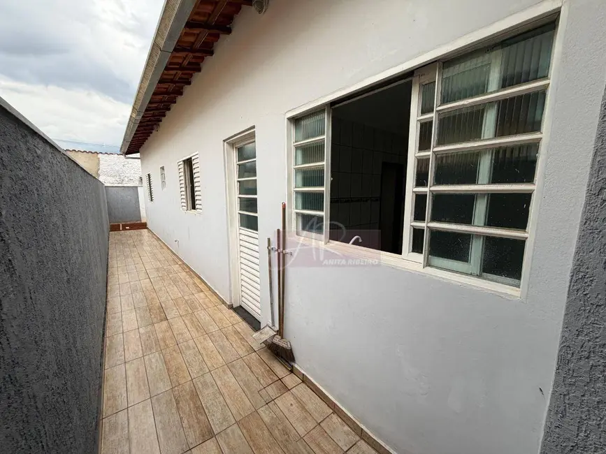 Foto 8 de Casa com 2 quartos à venda, 120m2 em Pouso Alegre - MG