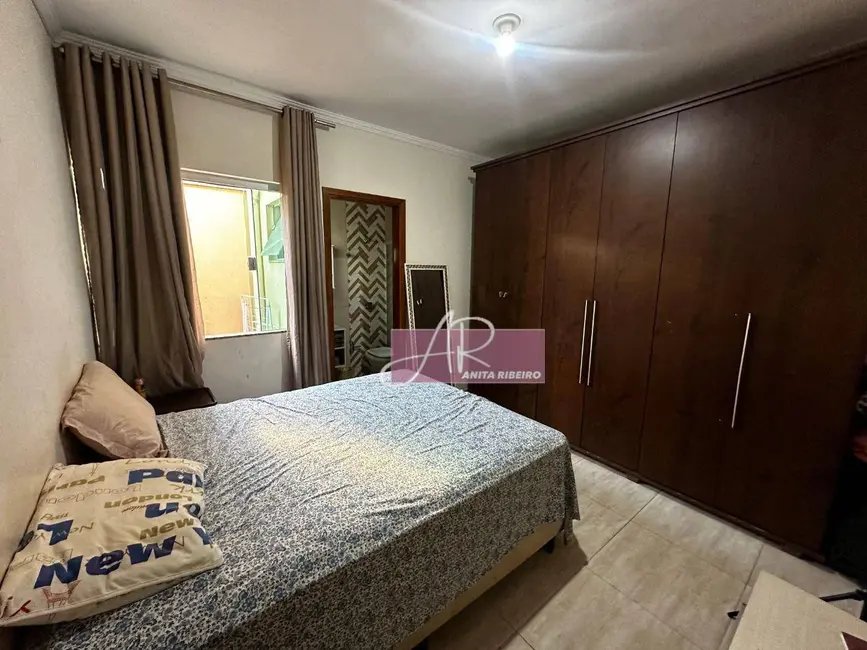 Foto 6 de Casa com 2 quartos à venda, 100m2 em Pouso Alegre - MG