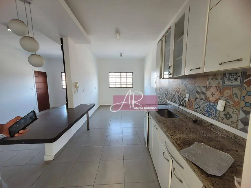 Apartamento com 3 quartos à venda, 130m2 em Pouso Alegre - MG - imagem 3 Foto 3 de Apartamento com 3 quartos à venda, 130m2 em Pouso Alegre - MG